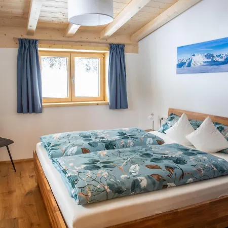 Daire Schwendle Egg *